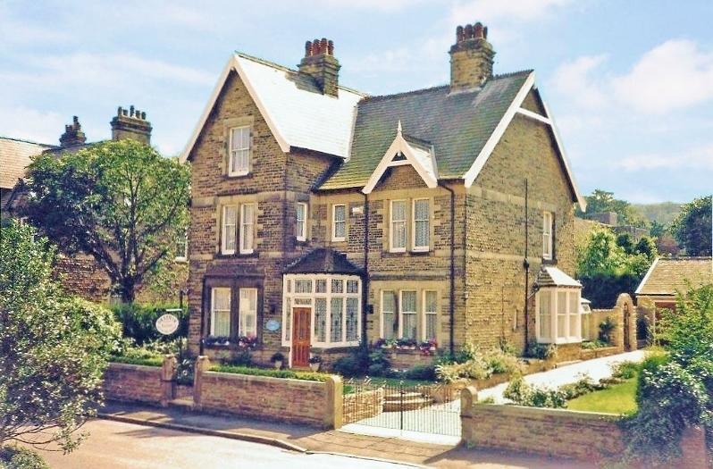 Braemar Guest House Buxton  Exterior photo
